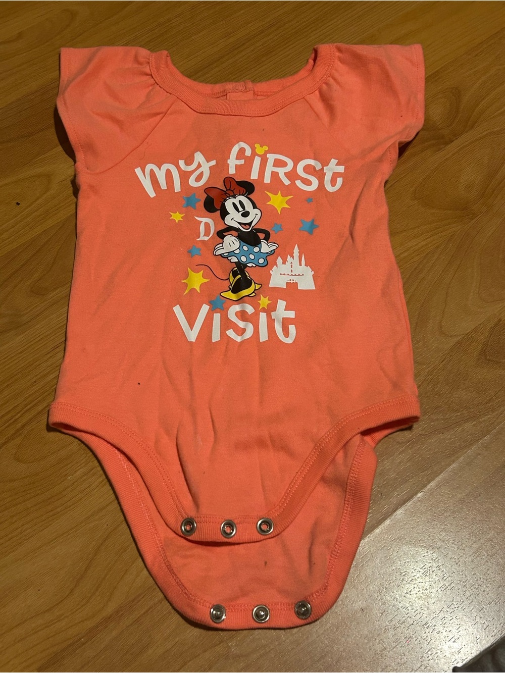 Disney Baby Minnie 'My First Visit' Coral LIKE NEW Onesie Size 12-18 months